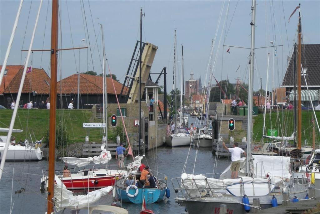 Water Villa Workum Bagian luar foto